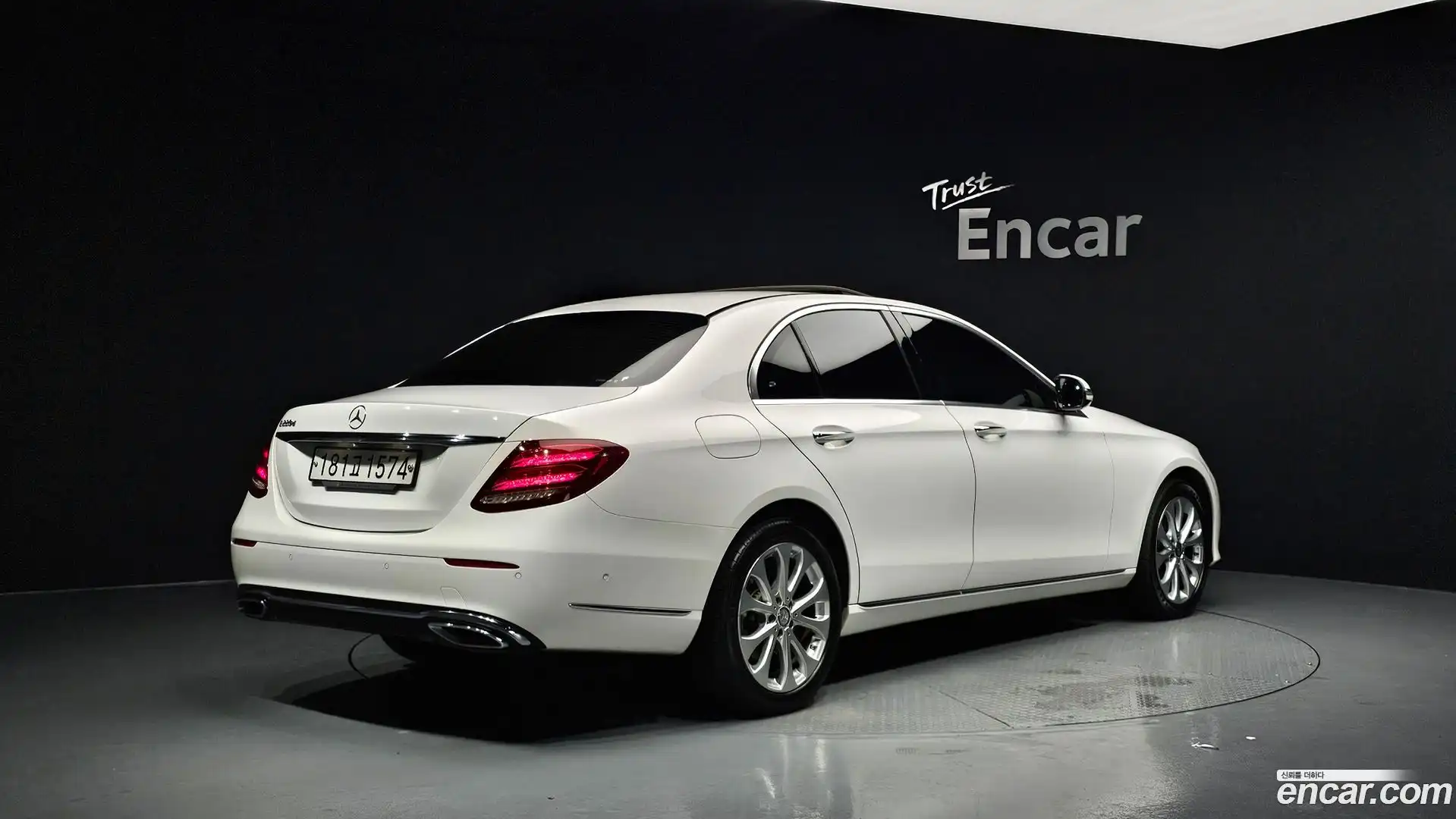 E-Class Mercedes-Benz 2016.10-OUTER-002