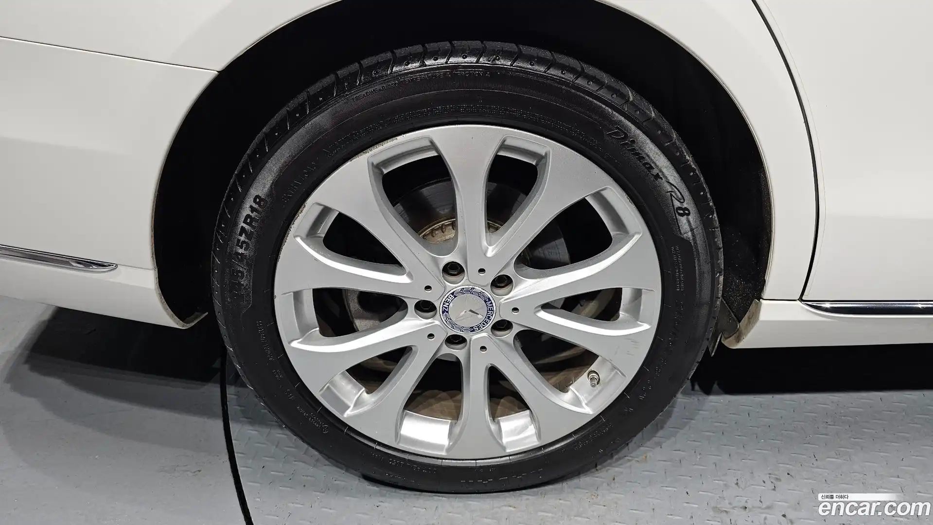 E-Class Mercedes-Benz 2016.10-OUTER-005