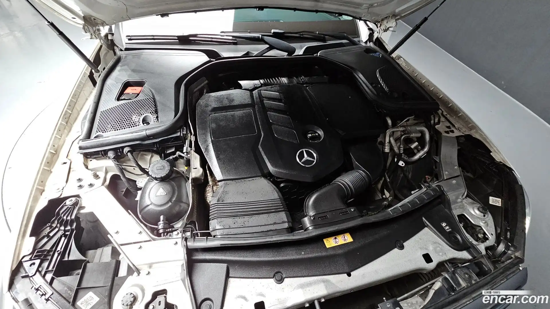 E-Class Mercedes-Benz 2016.10-OUTER-006