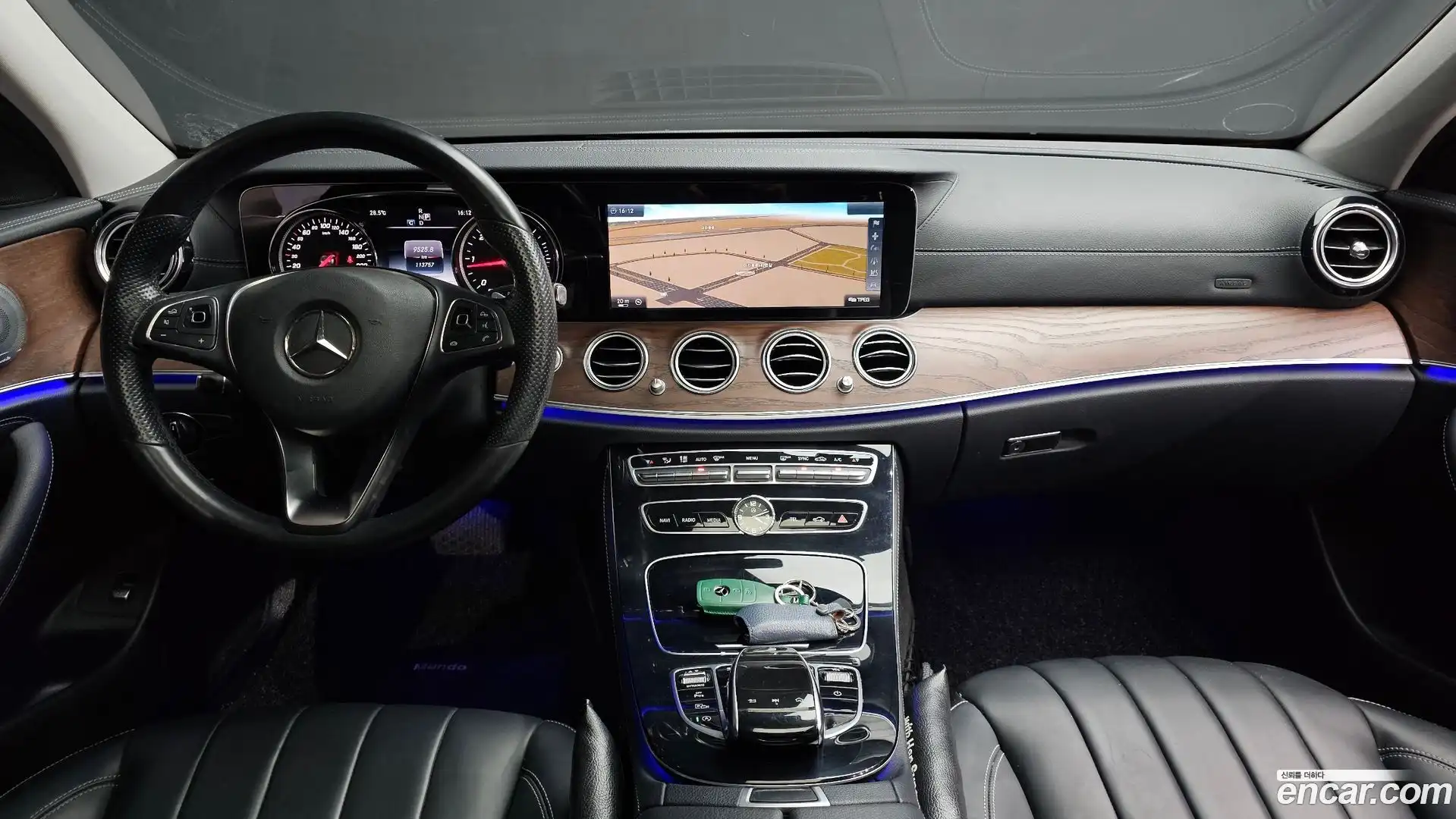 E-Class Mercedes-Benz 2016.10-INNER-007