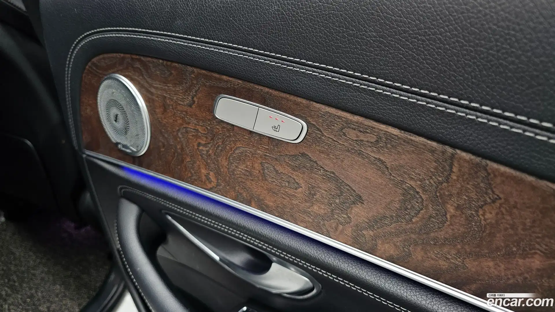 E-Class Mercedes-Benz 2016.10-OPTION-023