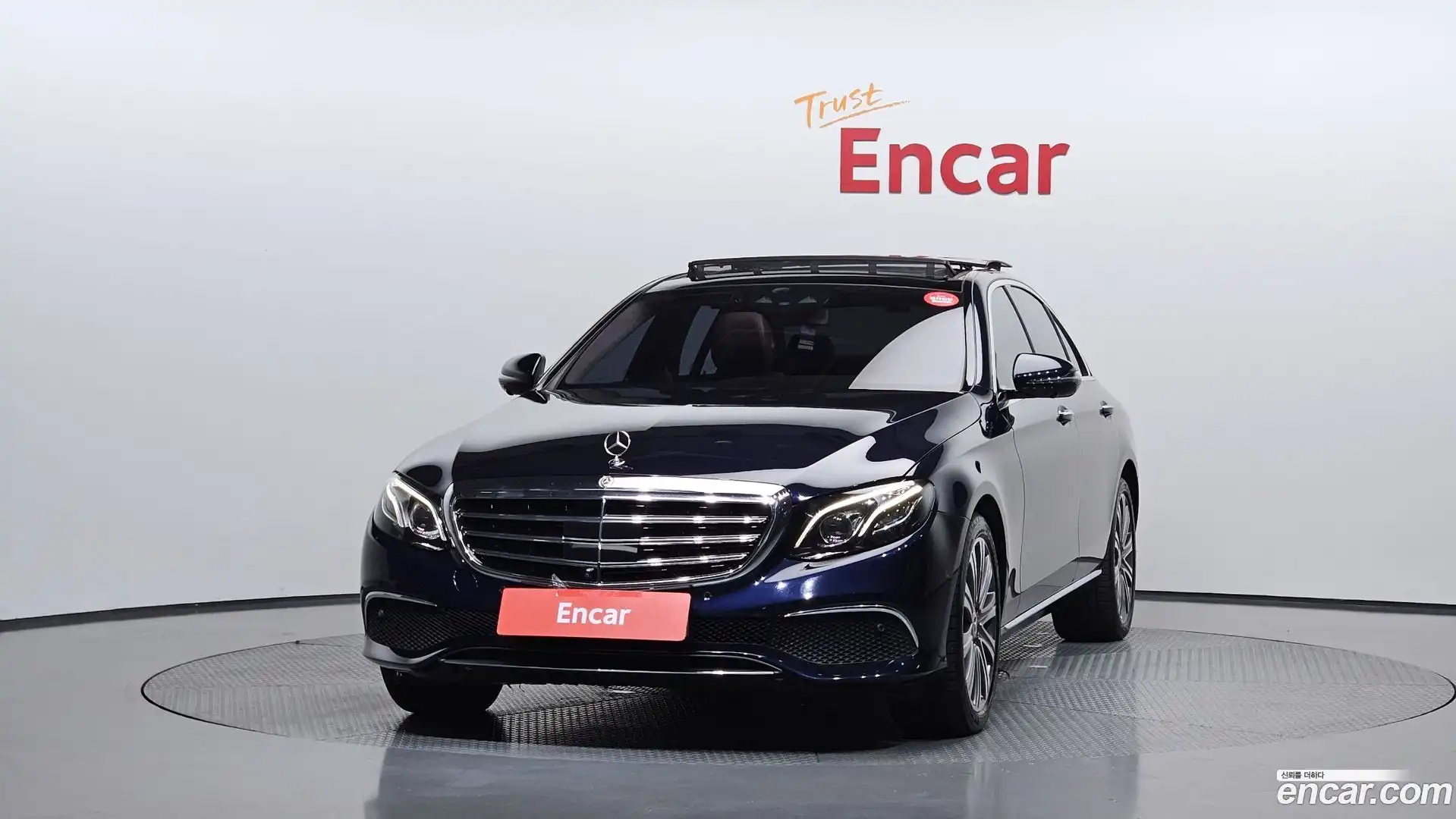 E-Class Mercedes-Benz 2018.0-OUTER-003
