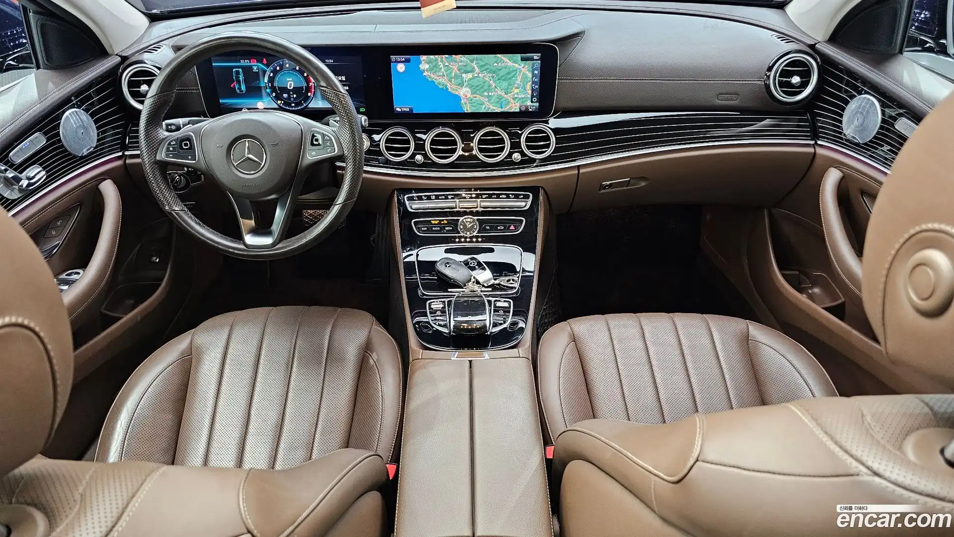 E-Class Mercedes-Benz 2018.0-INNER-007