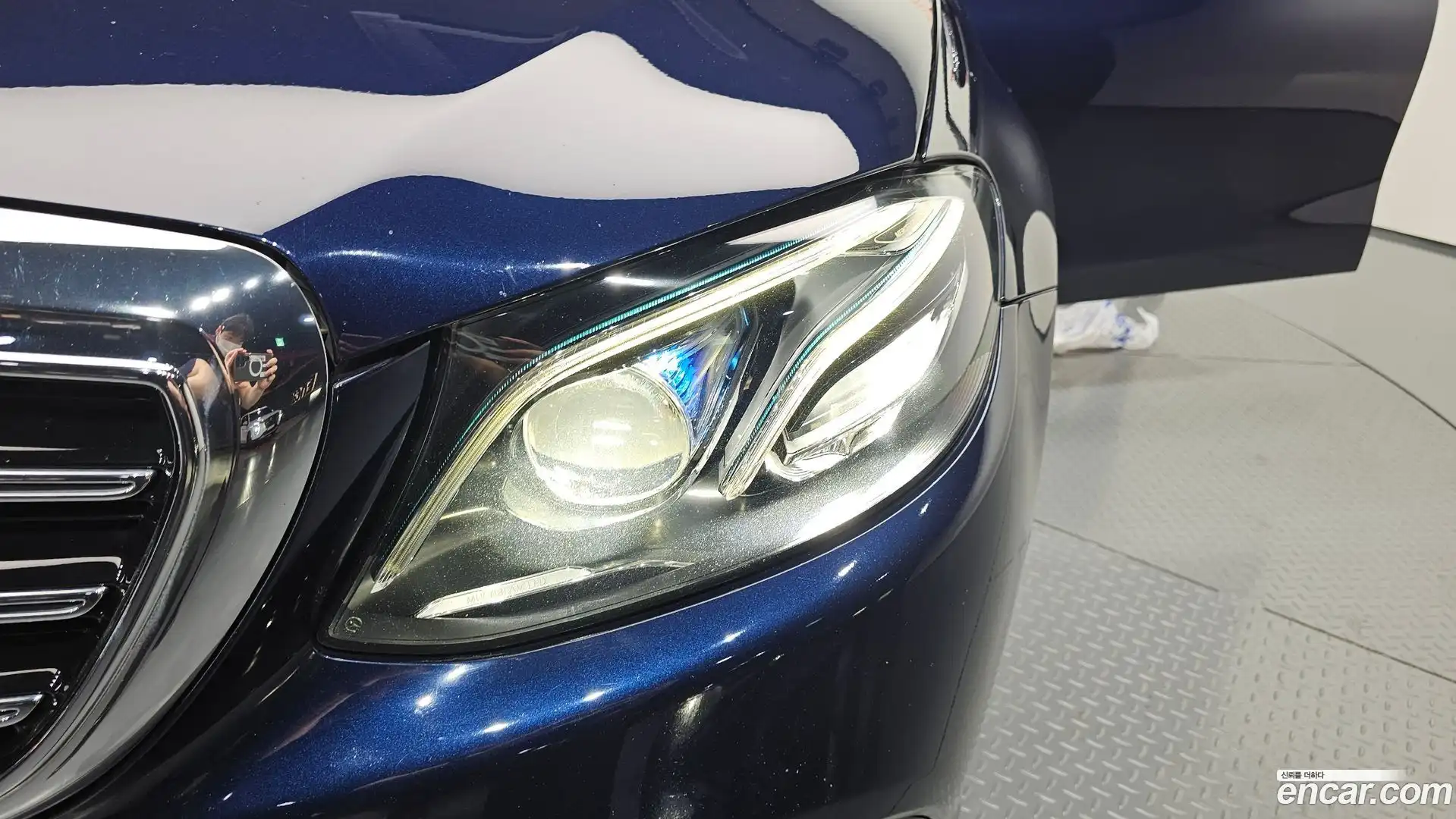 E-Class Mercedes-Benz 2018.0-OUTER-032