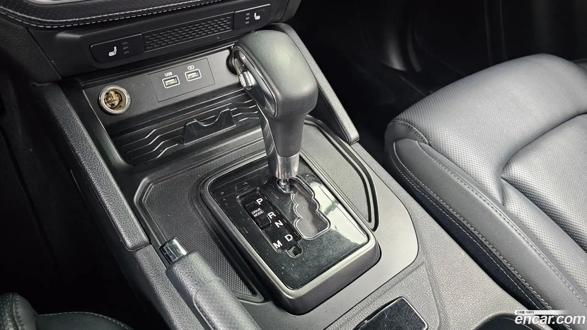 Rexton KG Mobility 2022.4-INNER-009