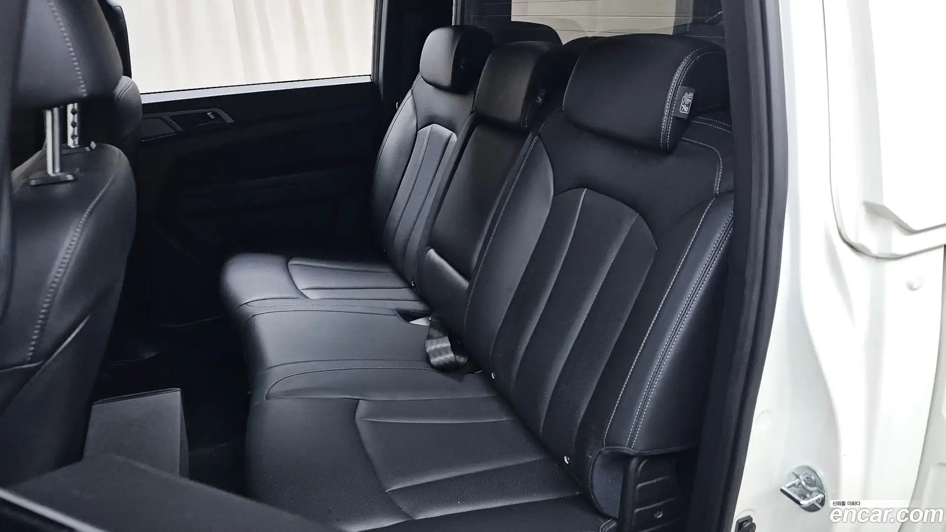 Rexton KG Mobility 2022.4-OPTION-015