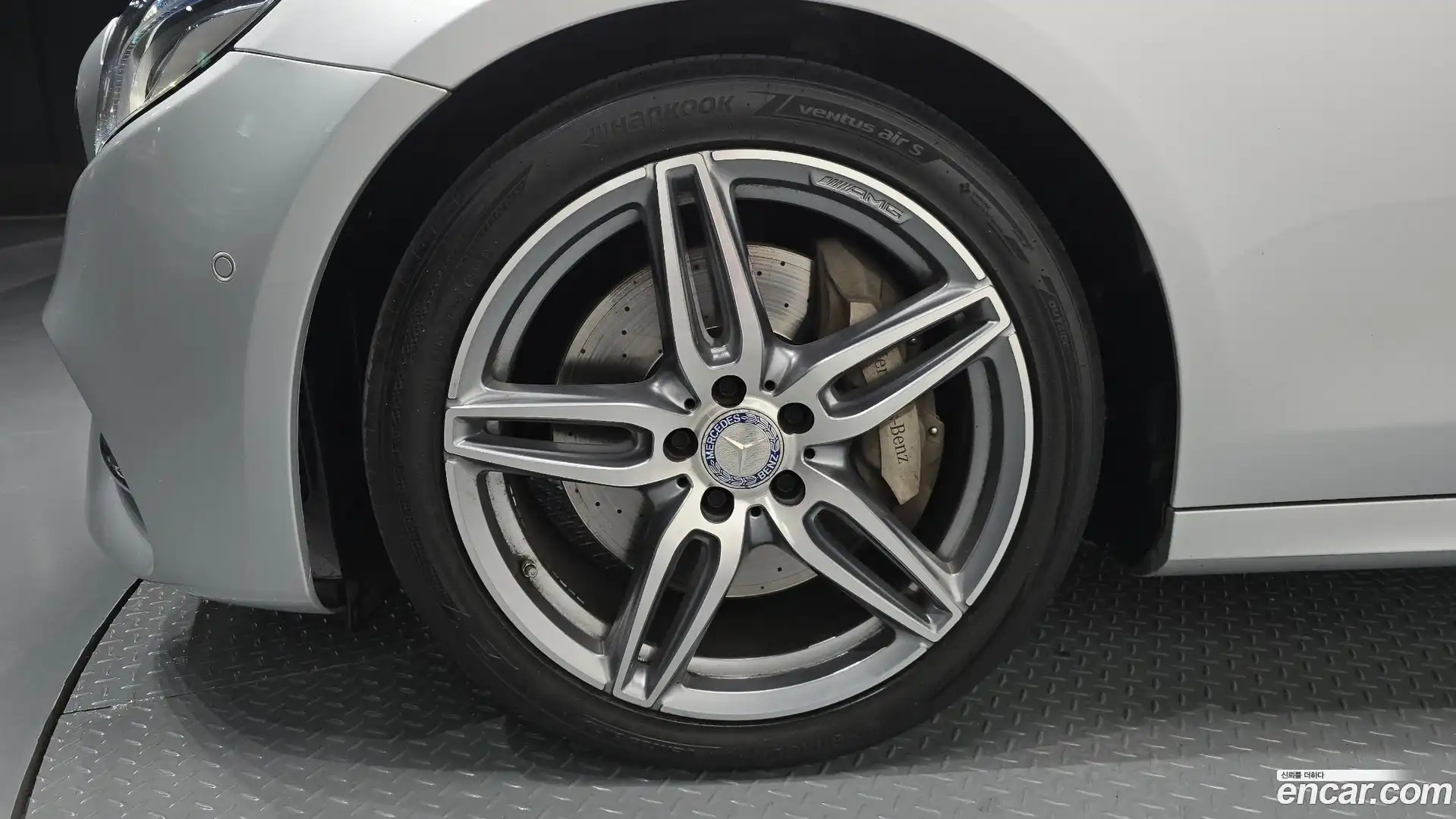 E-Class Mercedes-Benz 2017.11-OUTER-005