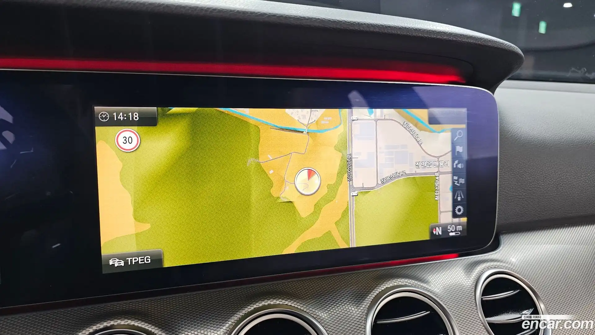 E-Class Mercedes-Benz 2017.11-OPTION-018