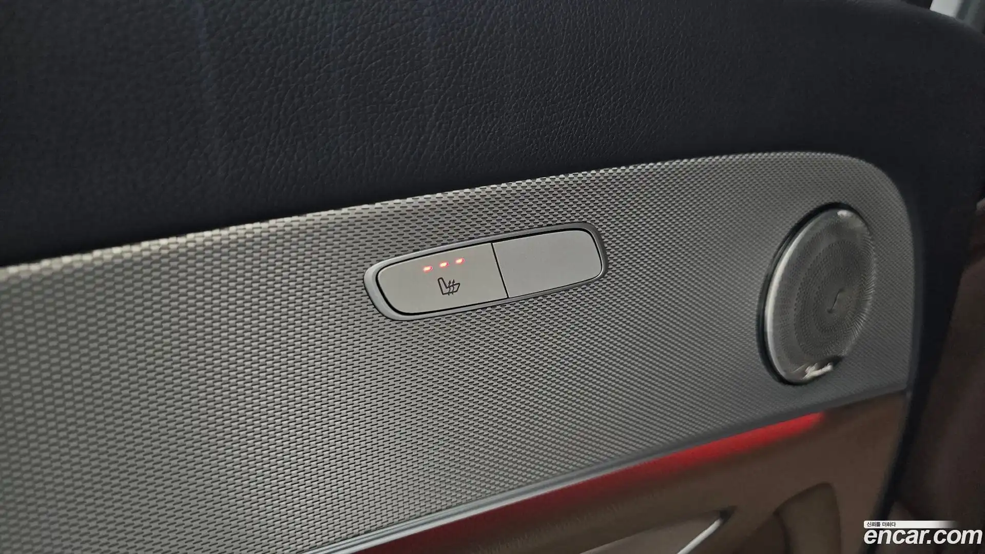 E-Class Mercedes-Benz 2017.11-OPTION-045