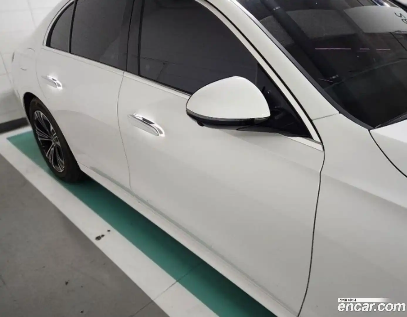 E-Class Mercedes-Benz 2025.4-OUTER-004