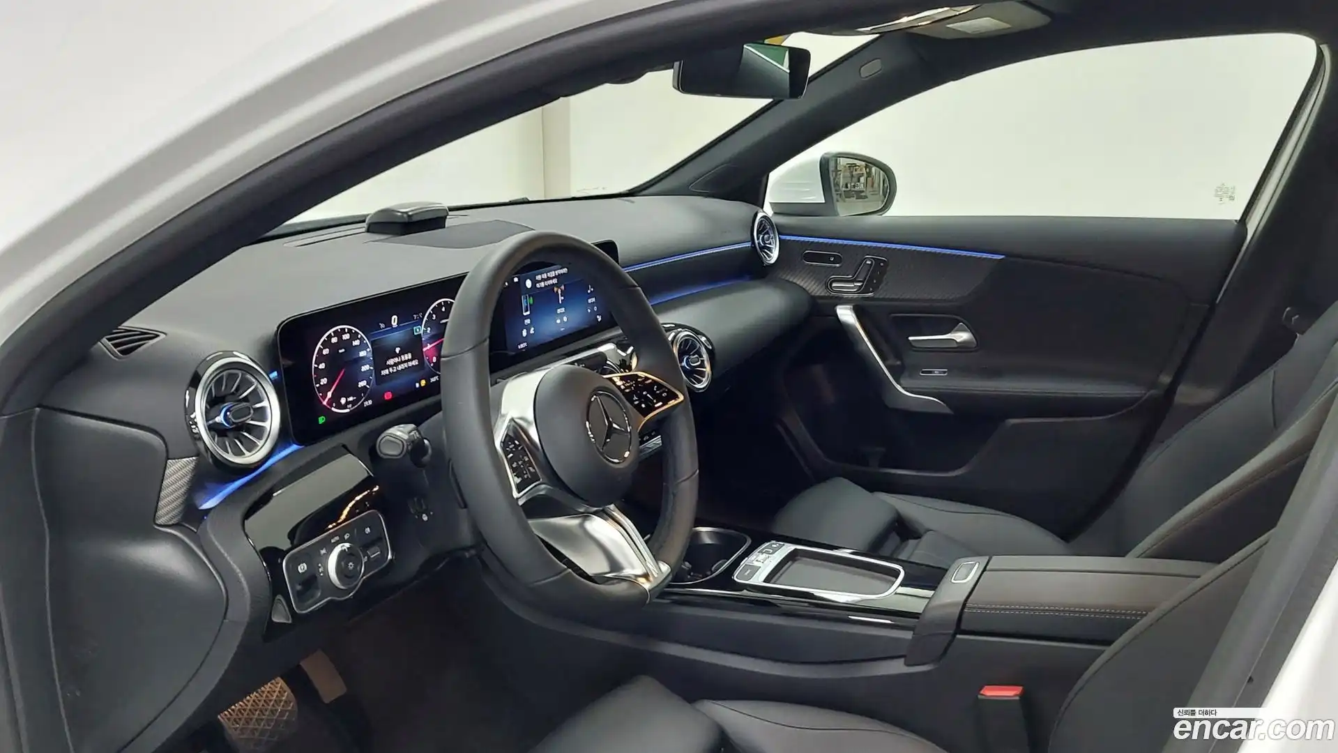A-Class Mercedes-Benz 2025.6-OPTION-018