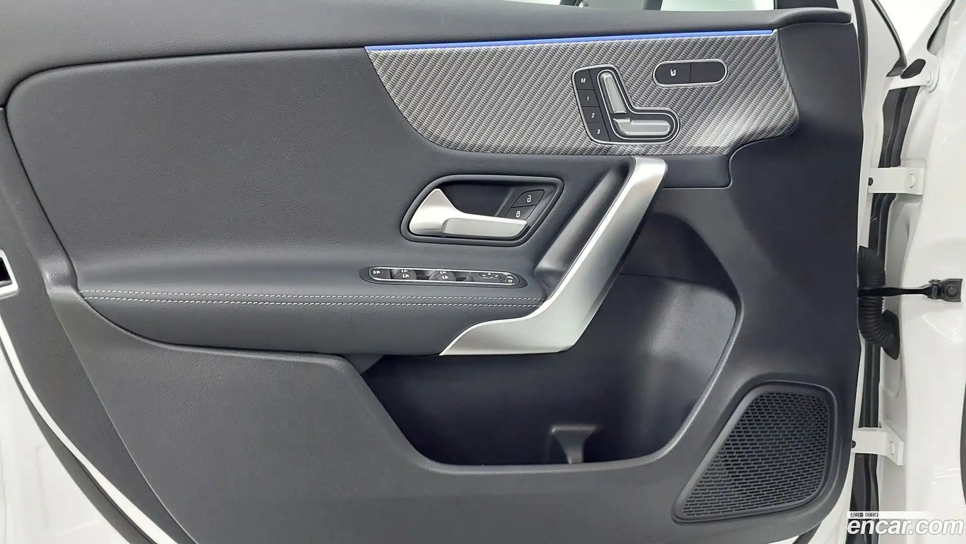 A-Class Mercedes-Benz 2025.6-OPTION-019