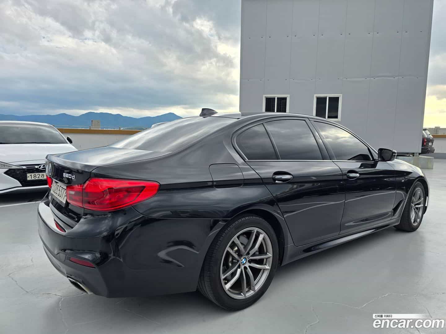 5-Series BMW 2017.4-OUTER-004