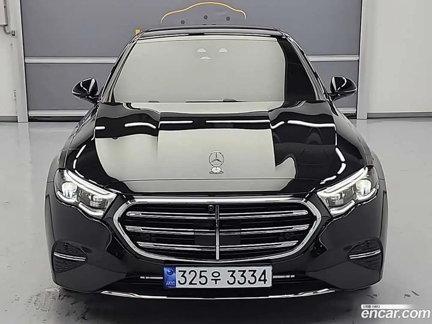 E-Class Mercedes-Benz 2025.11-OUTER-002