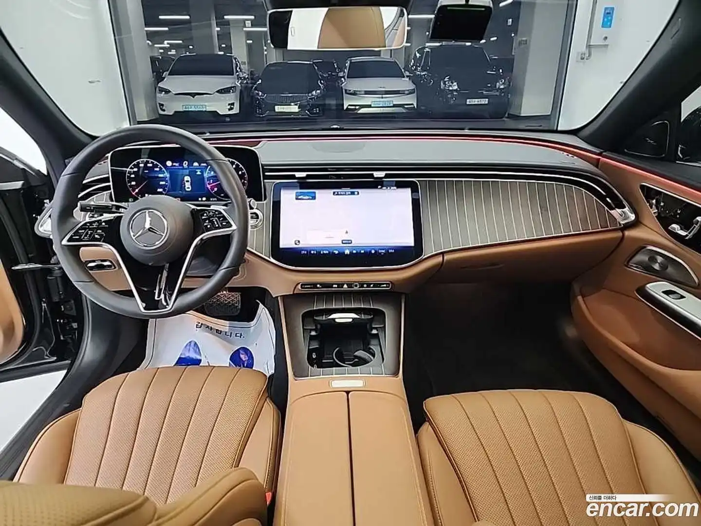 E-Class Mercedes-Benz 2025.11-INNER-007