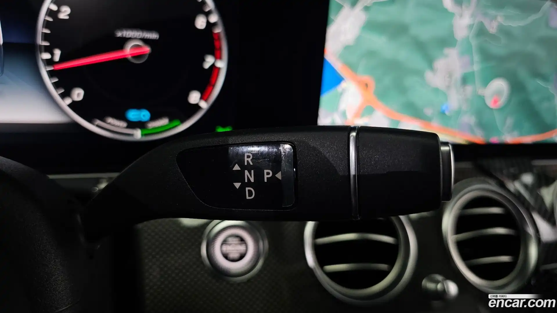 E-Class Mercedes-Benz 2020.8-INNER-009