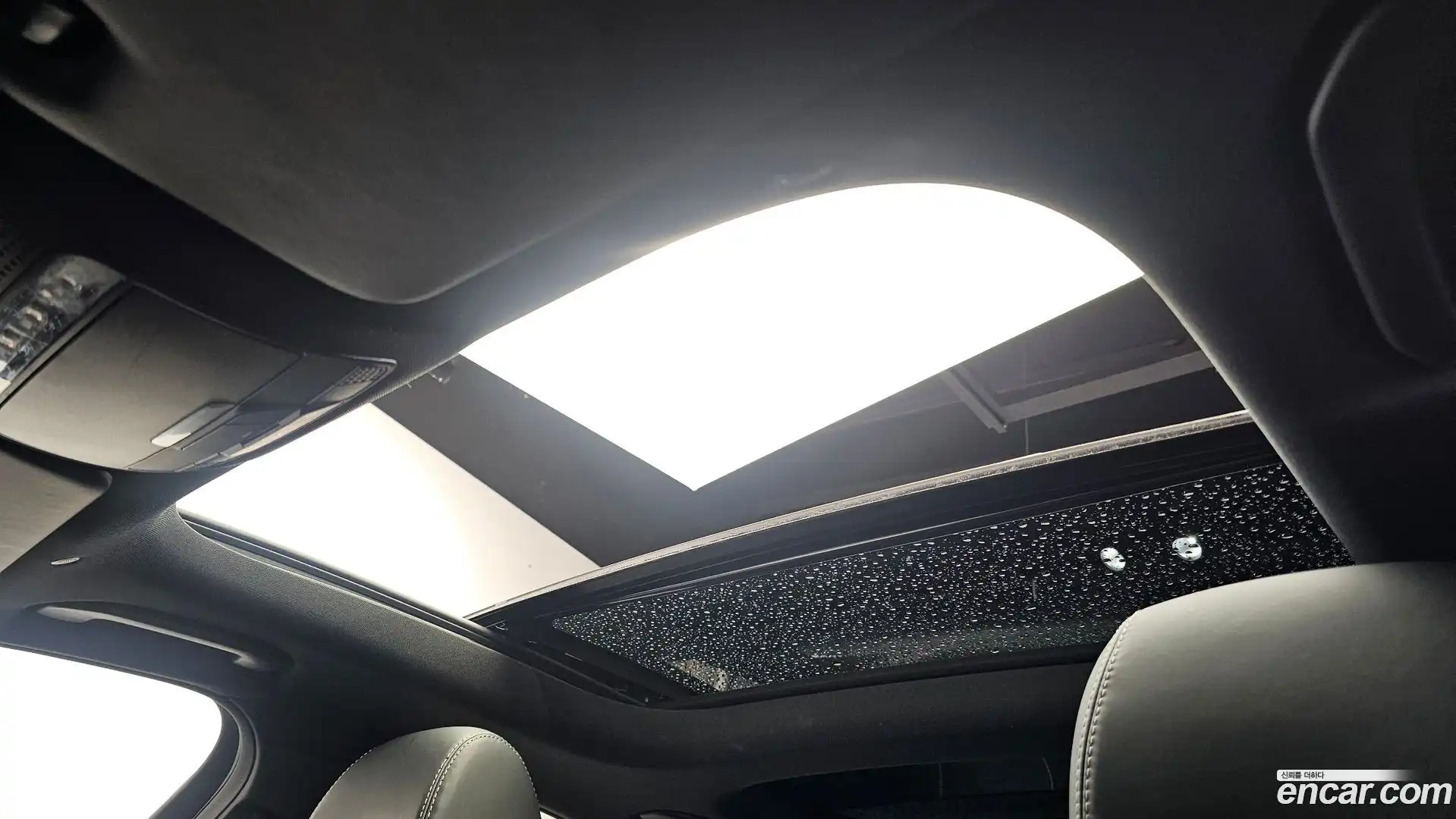 E-Class Mercedes-Benz 2020.8-OPTION-022