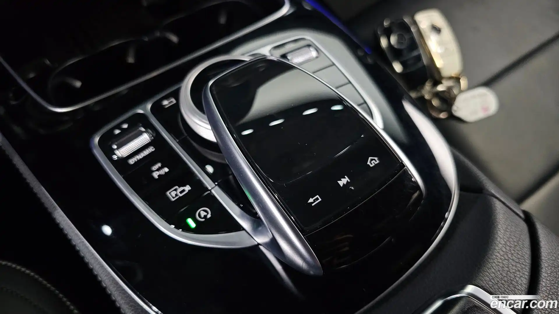 E-Class Mercedes-Benz 2020.8-OPTION-045