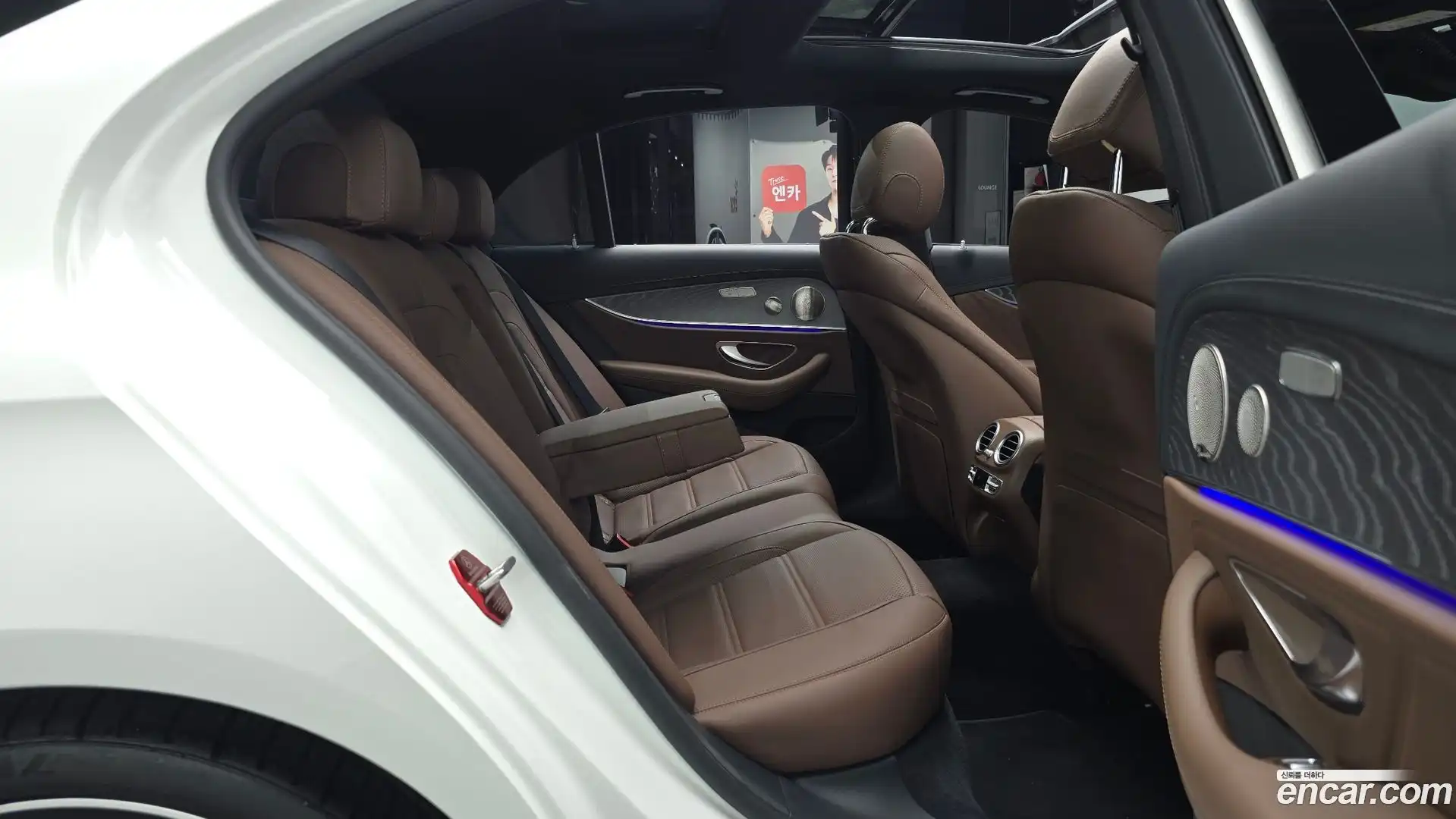 E-Class Mercedes-Benz 2023.5-OPTION-016