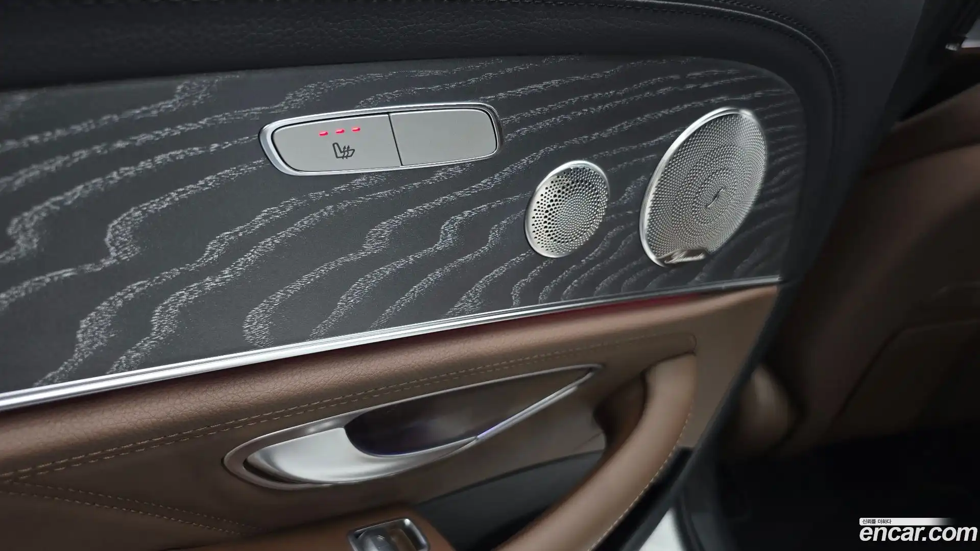 E-Class Mercedes-Benz 2023.5-OPTION-048