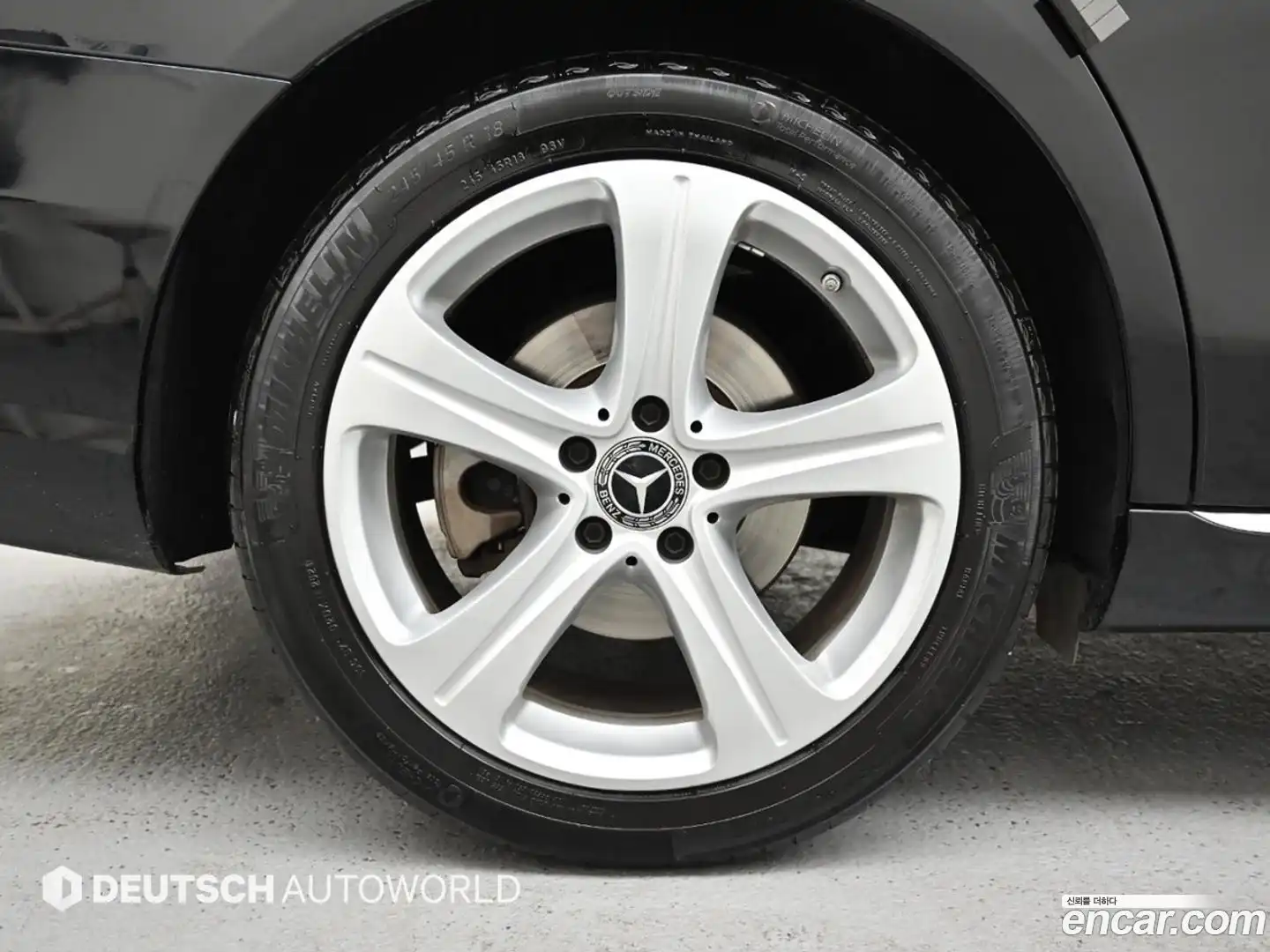 E-Class Mercedes-Benz 2018.5-OUTER-005