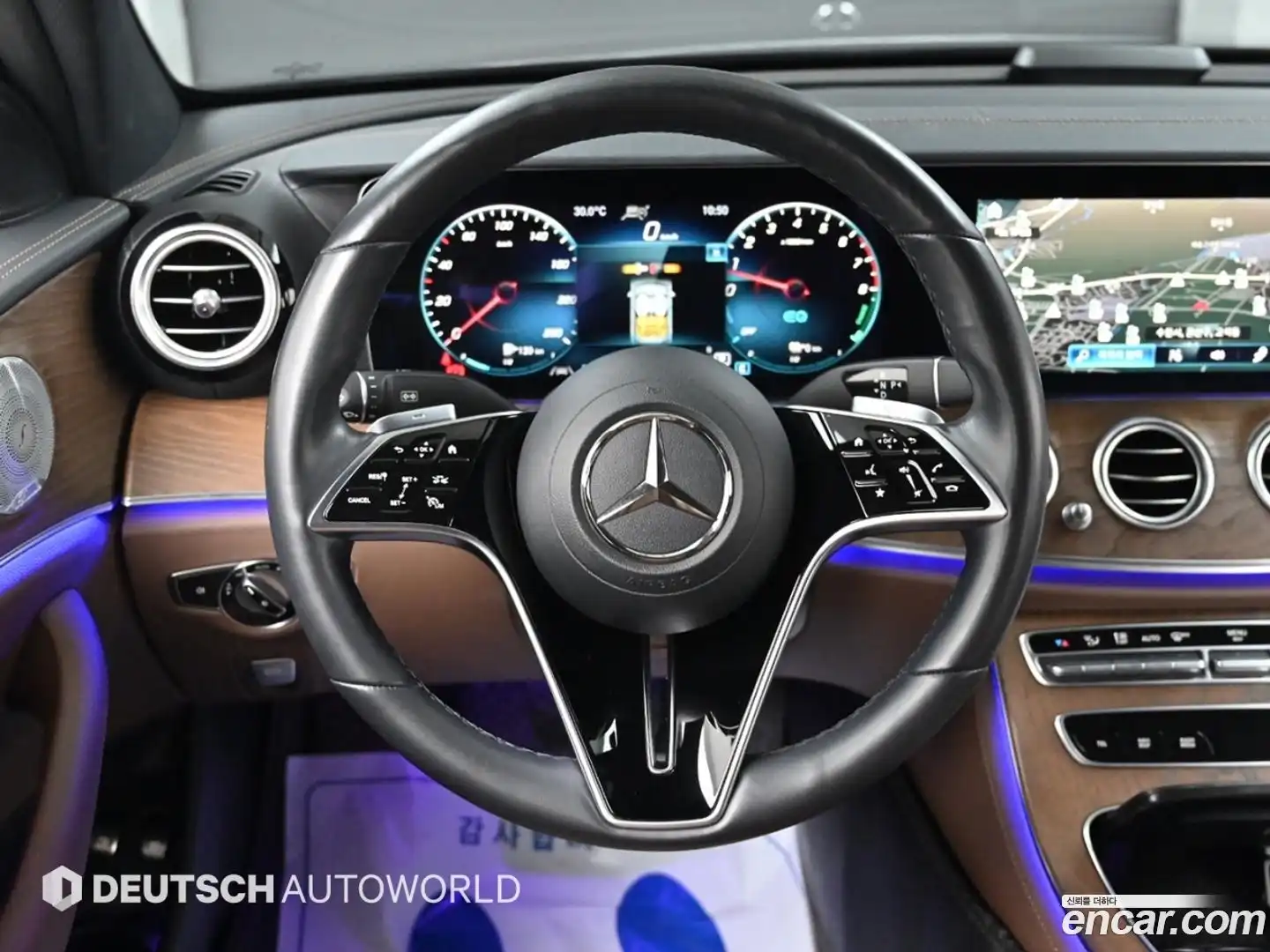 E-Class Mercedes-Benz 2020.11-OPTION-017