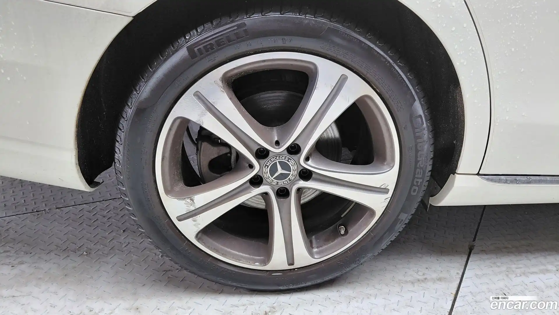 E-Class Mercedes-Benz 2019.11-OUTER-005