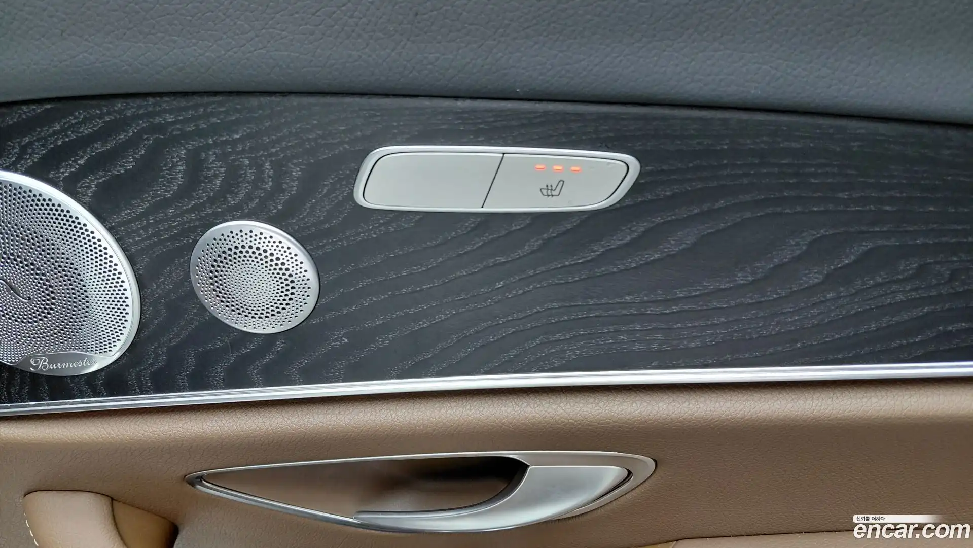 E-Class Mercedes-Benz 2019.11-OPTION-023