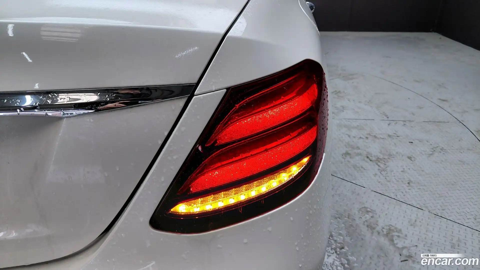 E-Class Mercedes-Benz 2019.11-OUTER-033