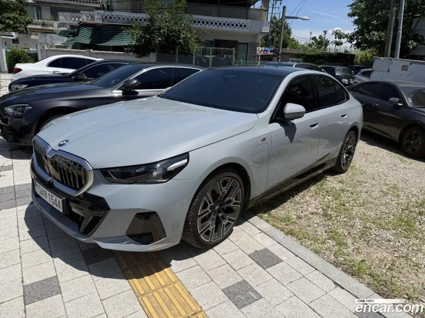 5-Series BMW 2025.5-OUTER-002