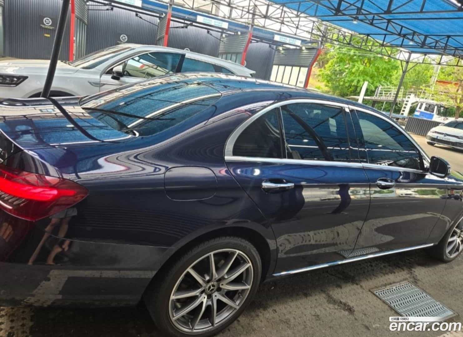 E-Class Mercedes-Benz 2022.11-INNER-008