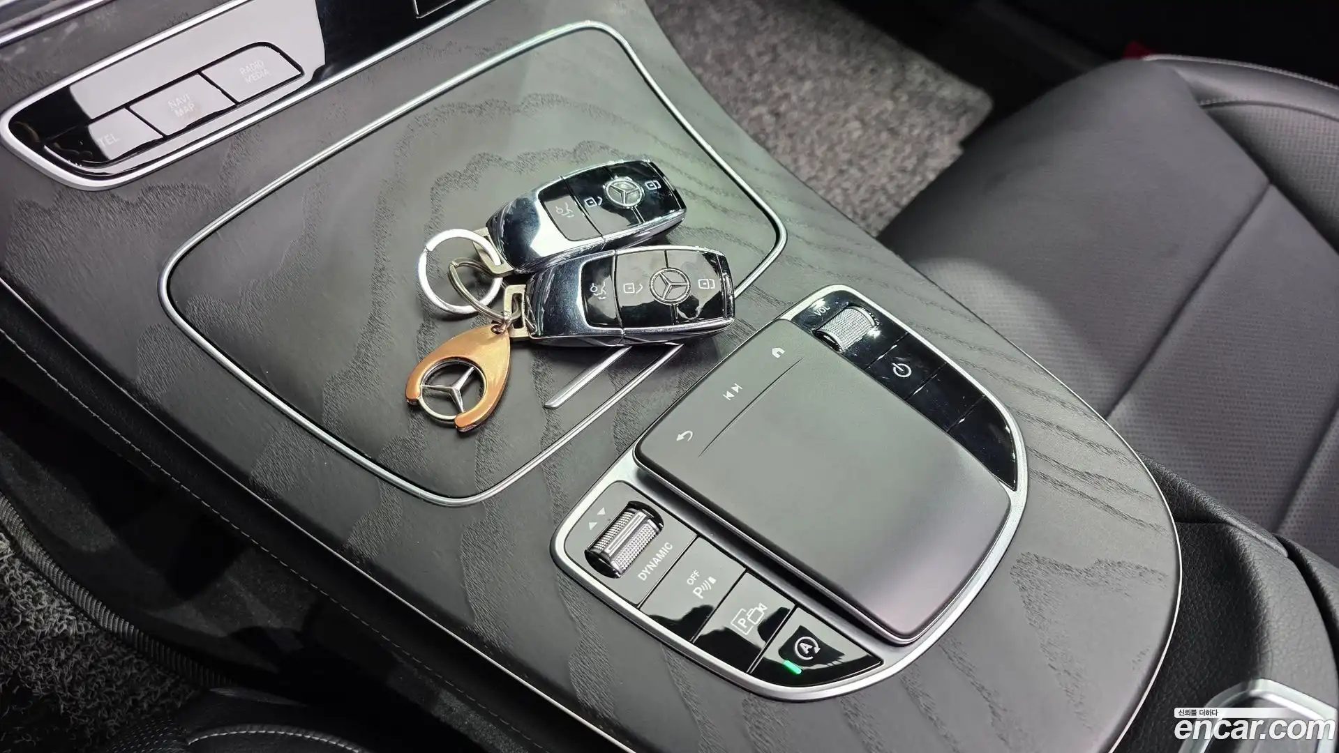 E-Class Mercedes-Benz 2022.2-OPTION-040