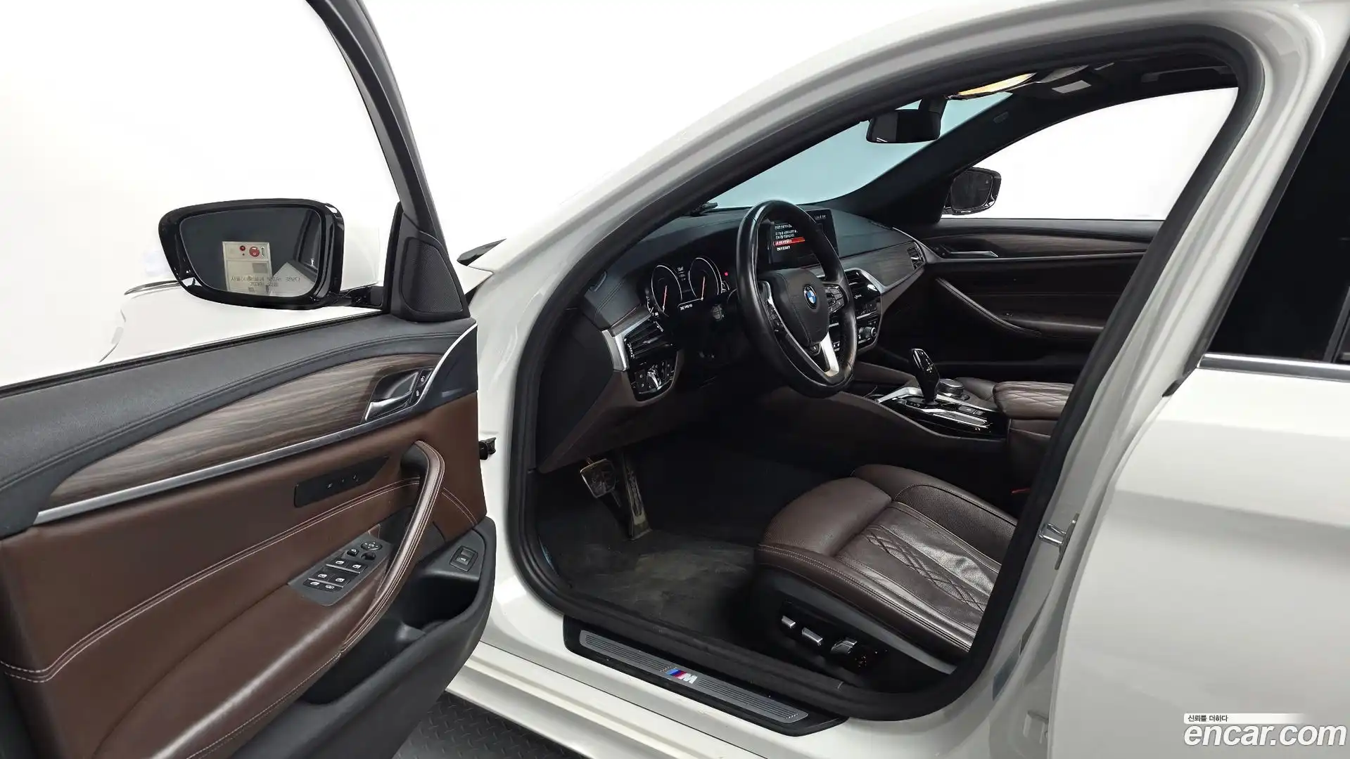 5-Series BMW 2017.9-INNER-010
