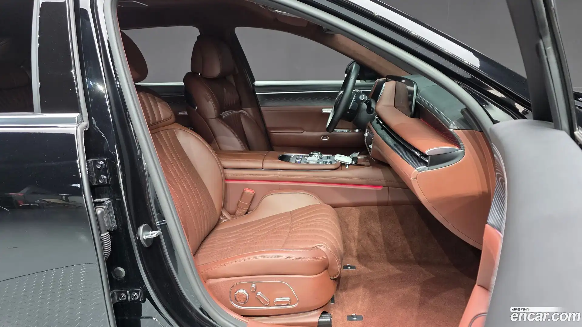 G90 Genesis 2022.7-INNER-036