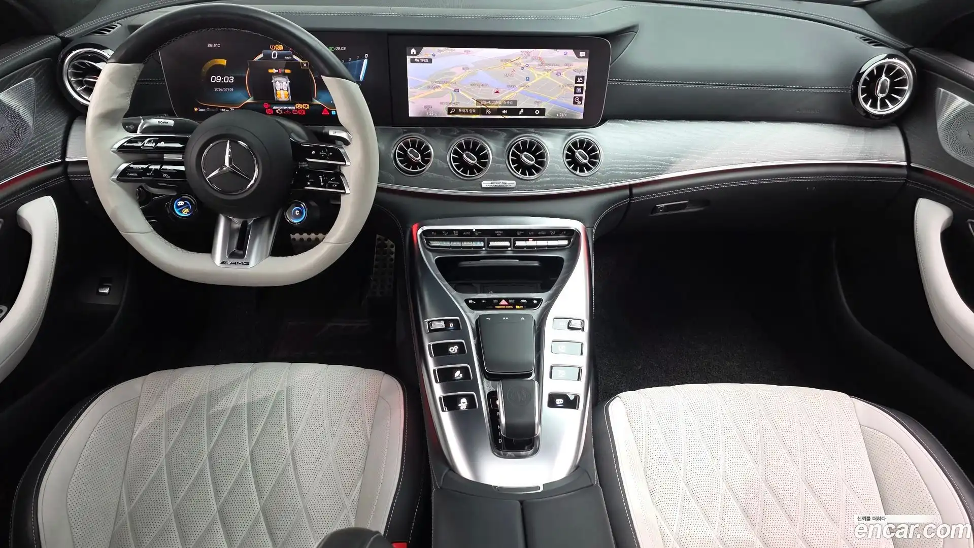 AMG GT Mercedes-Benz 2022.4-INNER-007