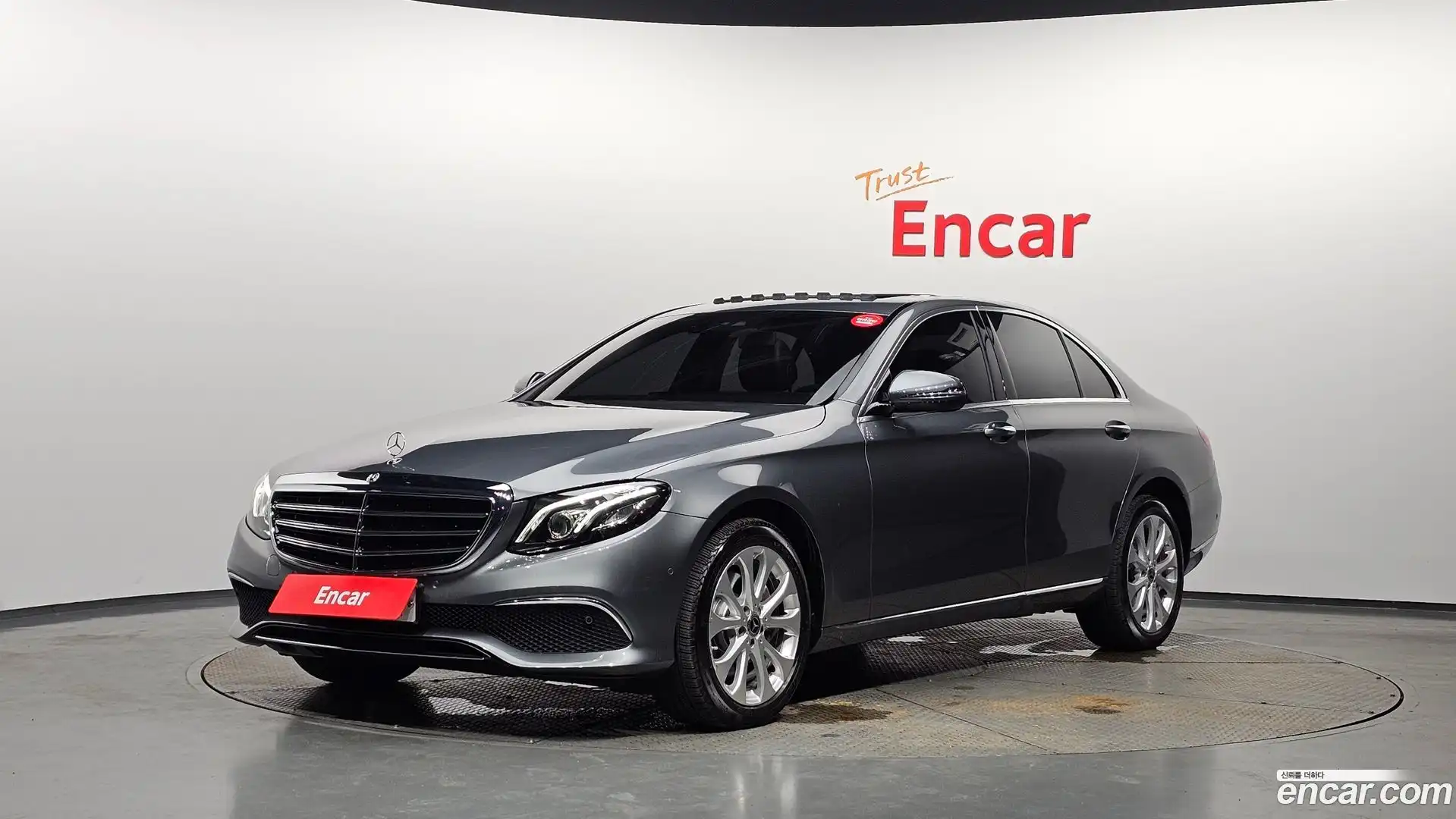 E-Class Mercedes-Benz 2019.5-OUTER-001