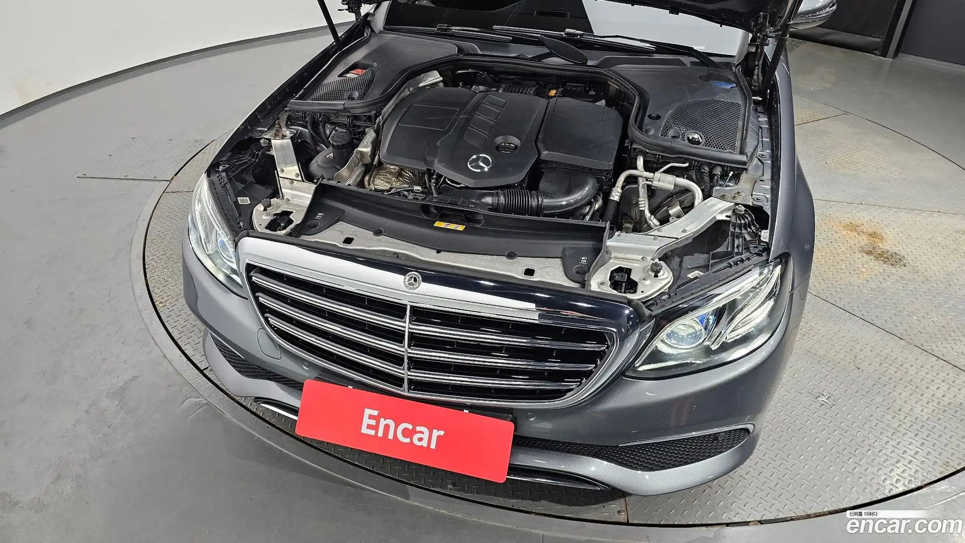 E-Class Mercedes-Benz 2019.5-OUTER-006