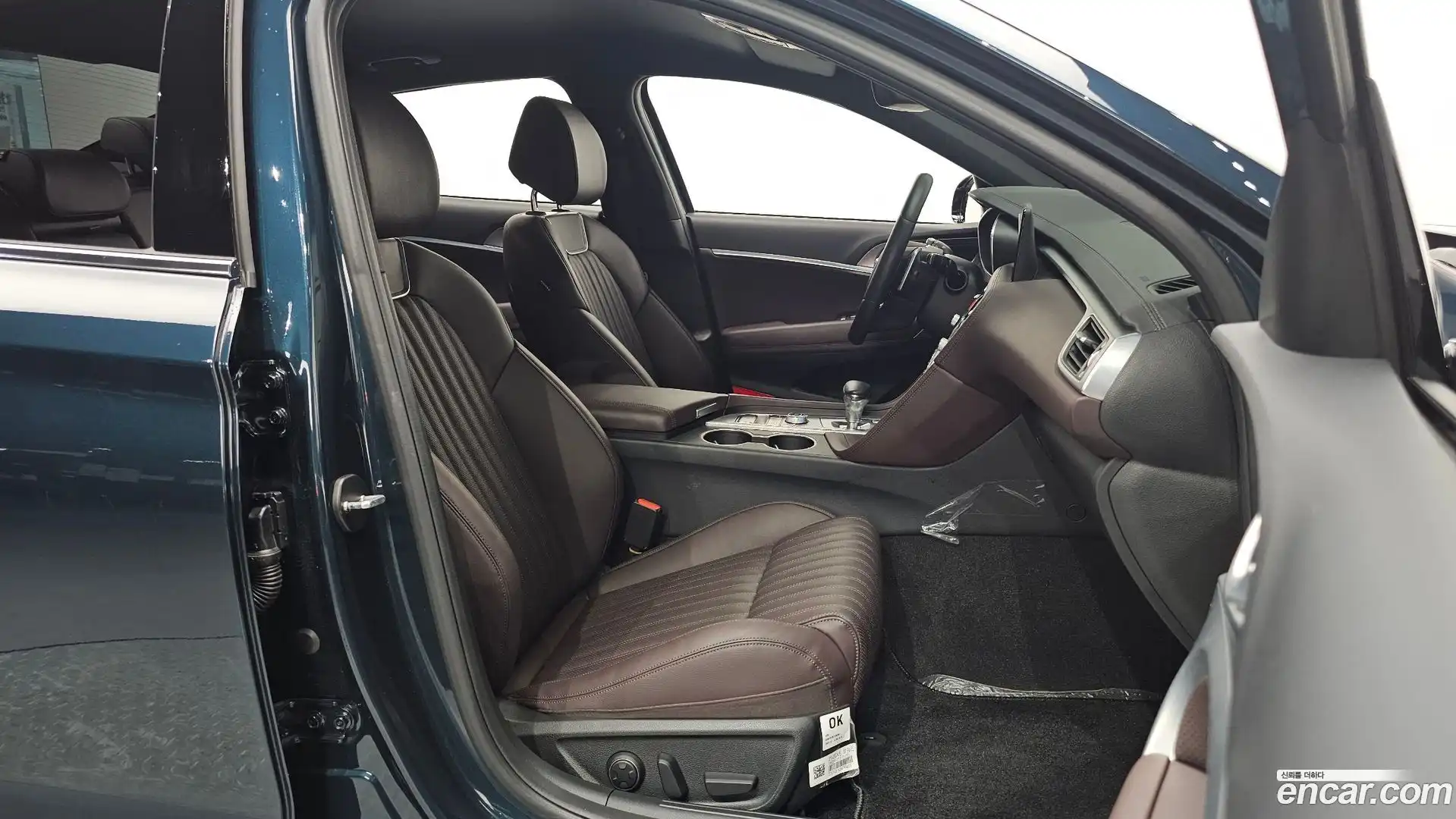 G70 Genesis 2022.6-INNER-010