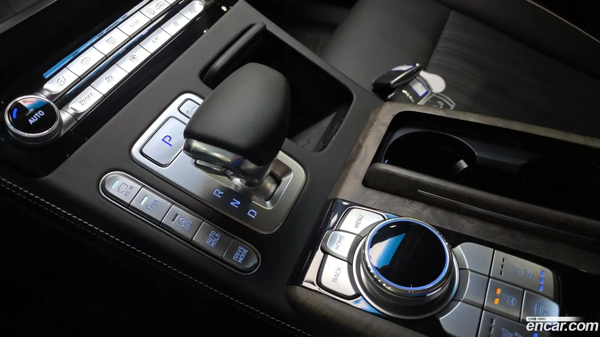 G90 Genesis 2020.0-INNER-009
