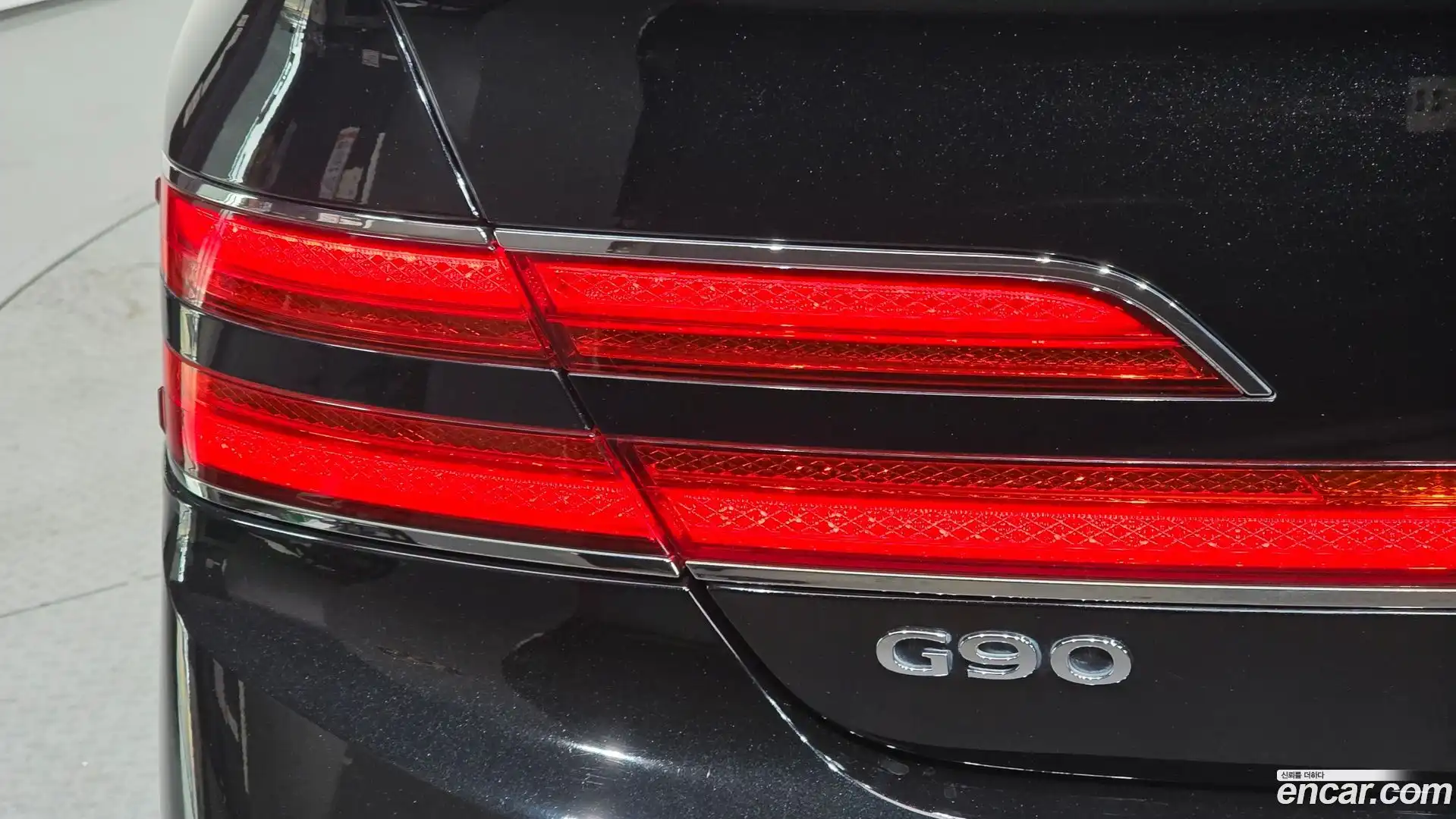 G90 Genesis 2020.0-OUTER-033