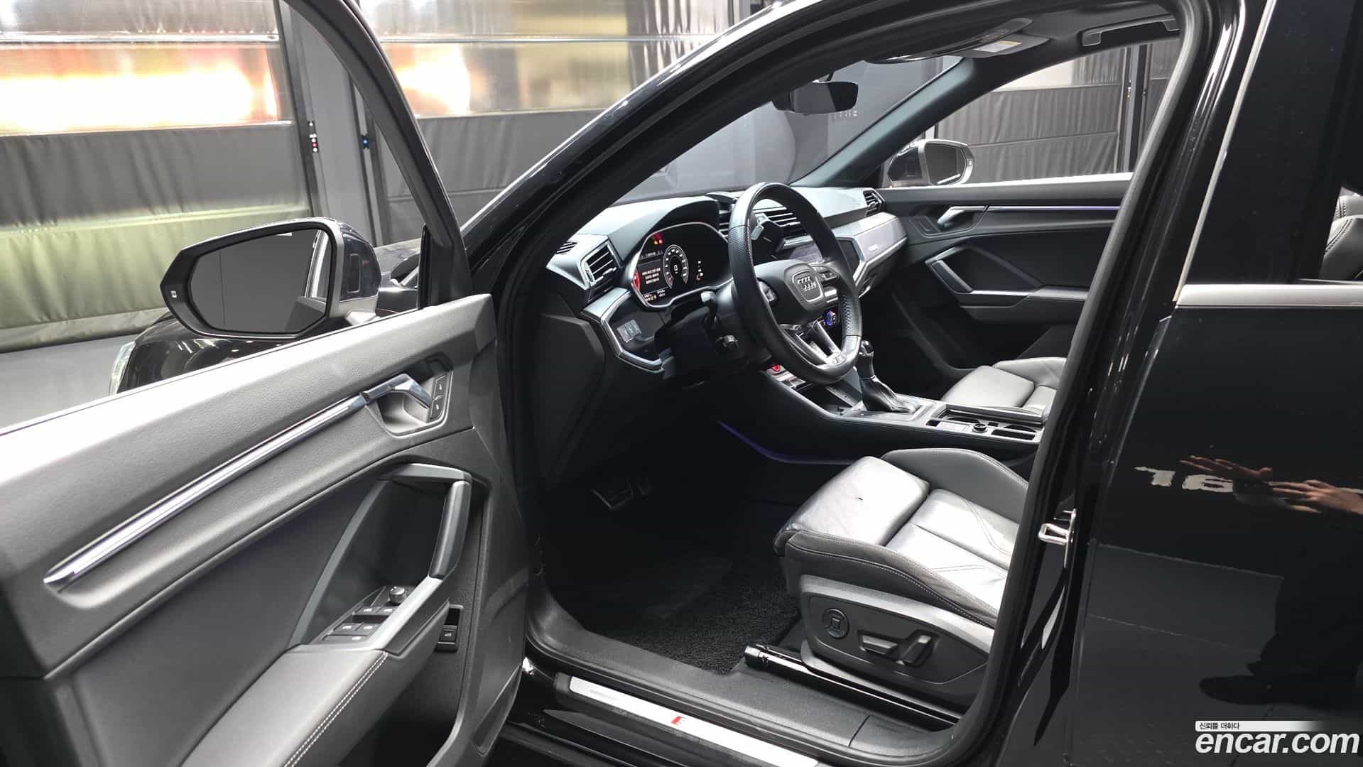 Q3 Audi 2020.6-INNER-010