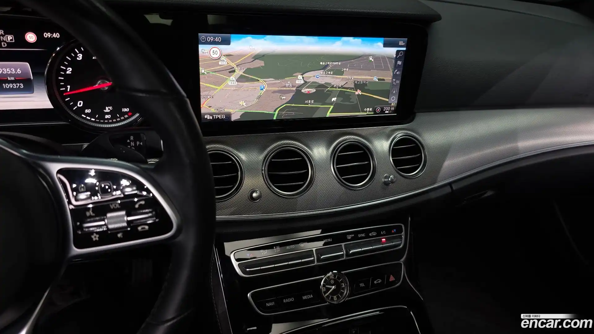 E-Class Mercedes-Benz 2018.9-OPTION-019