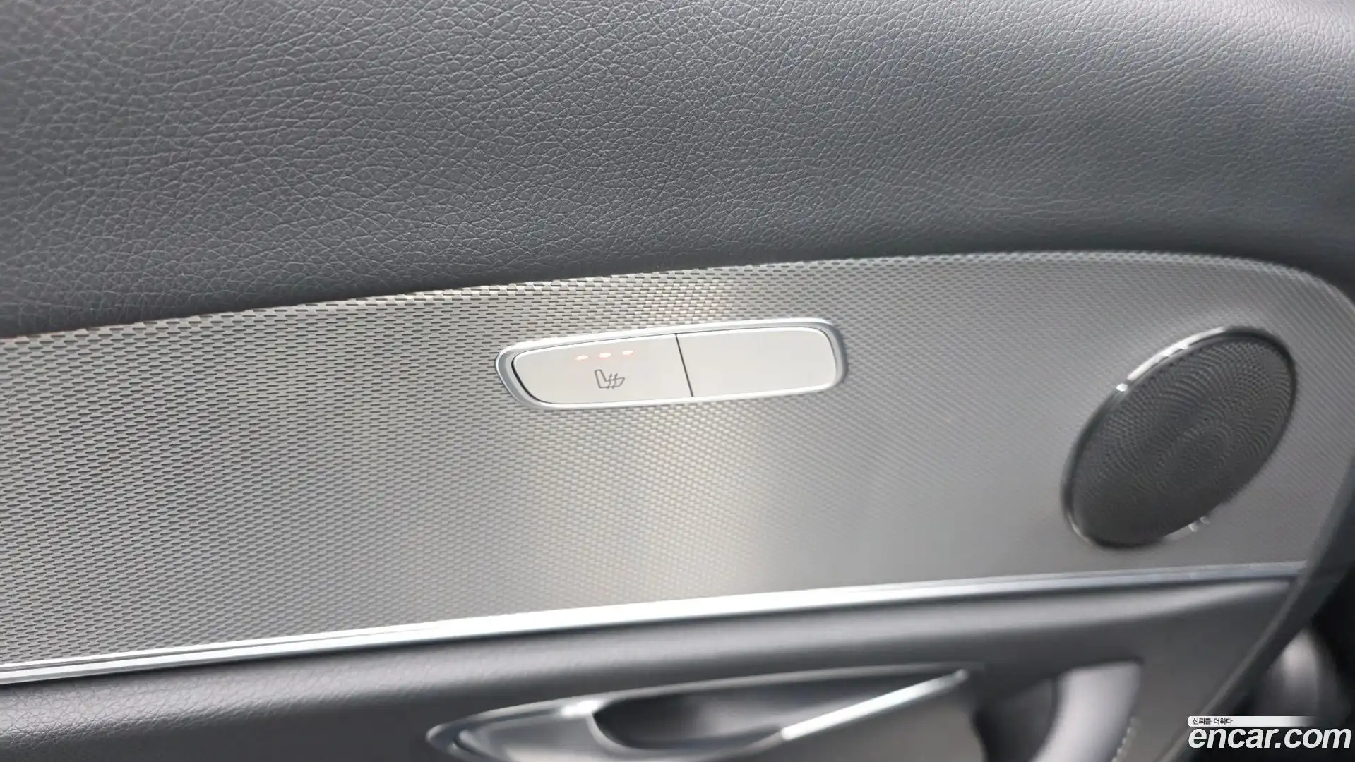 E-Class Mercedes-Benz 2018.9-OPTION-022