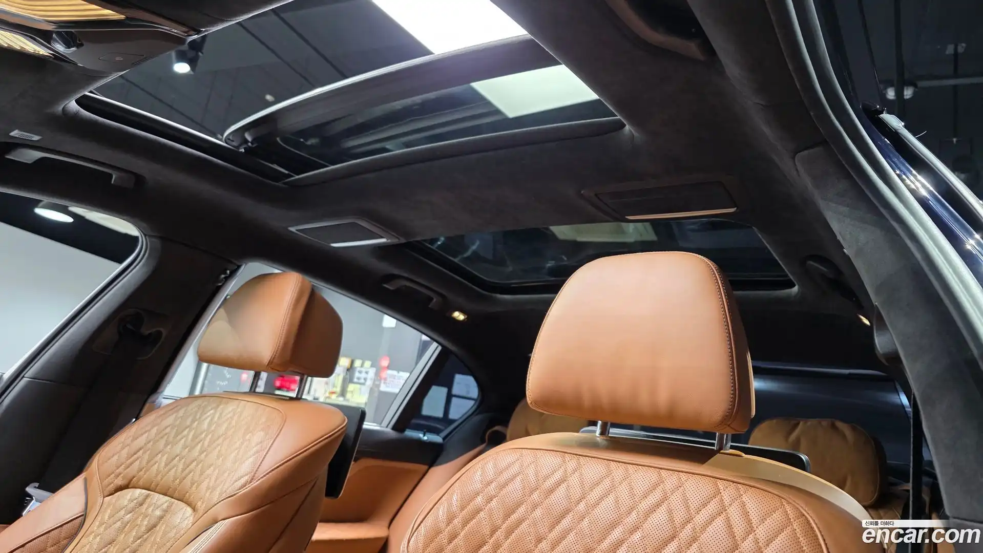 7-Series BMW 2021.9-OPTION-024