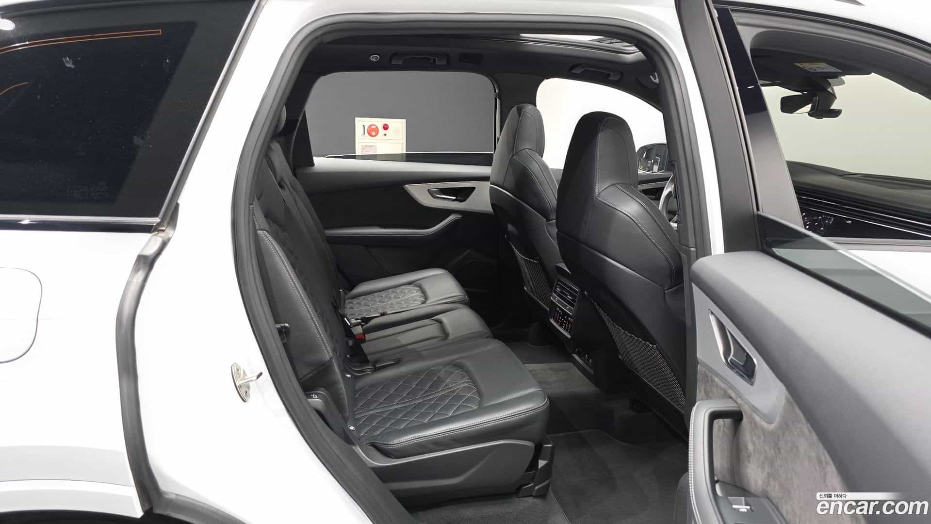 Q7 Audi 2022.4-OPTION-016