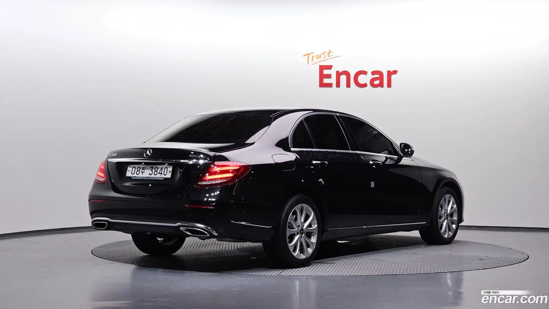 E-Class Mercedes-Benz 2018.9-OUTER-002