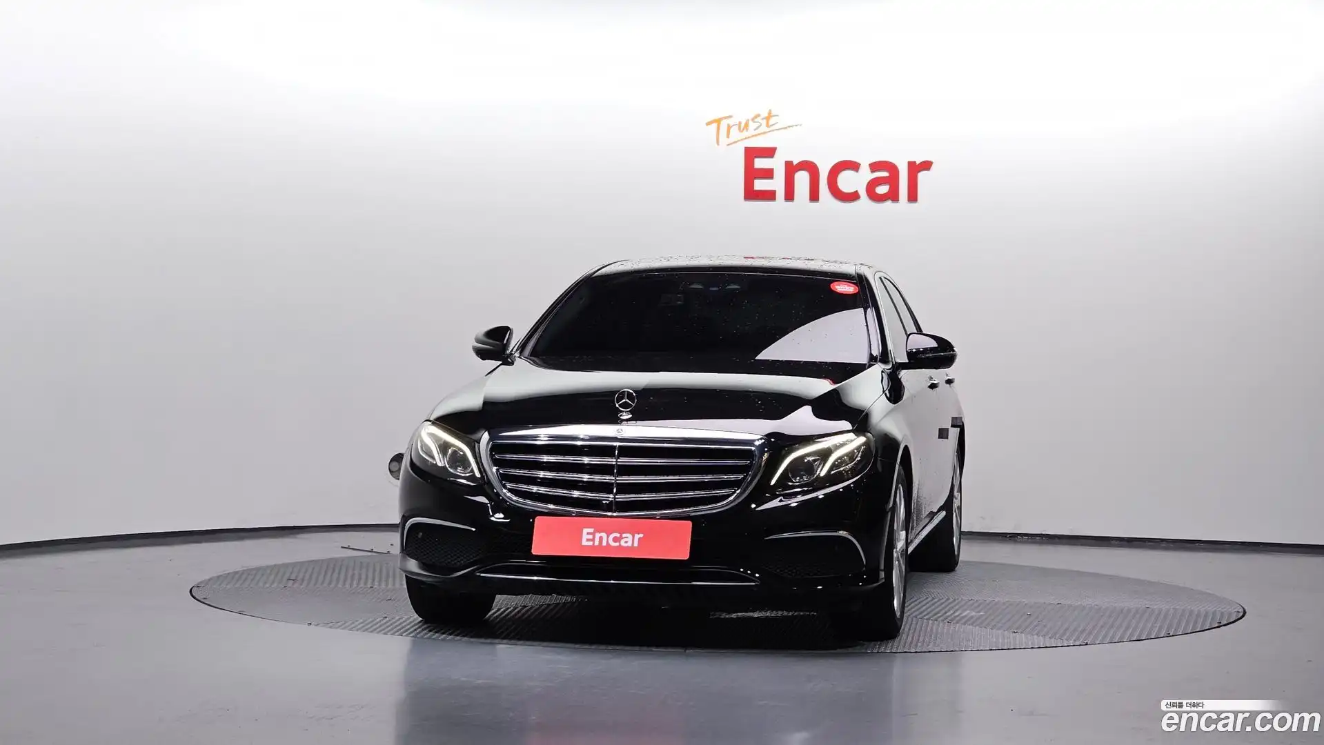 E-Class Mercedes-Benz 2018.9-OUTER-003