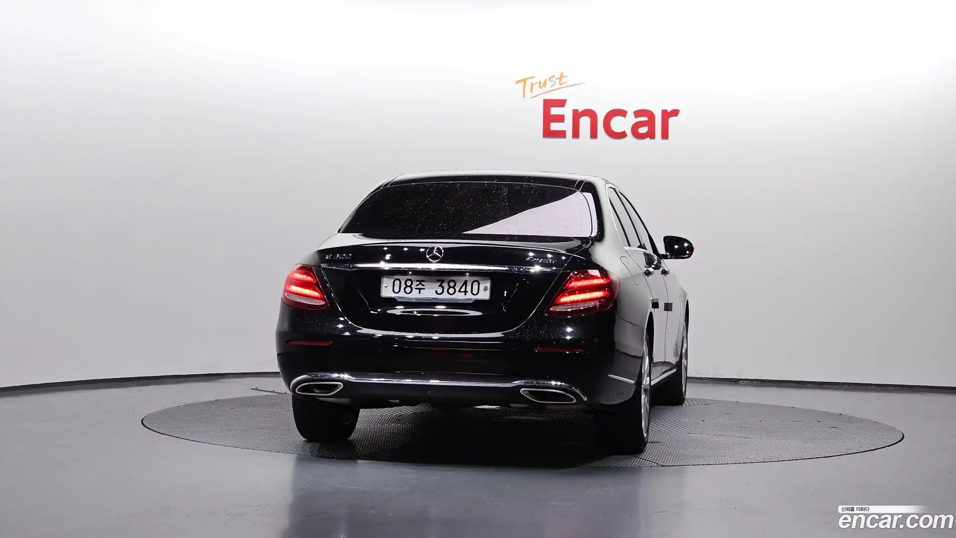 E-Class Mercedes-Benz 2018.9-OUTER-004