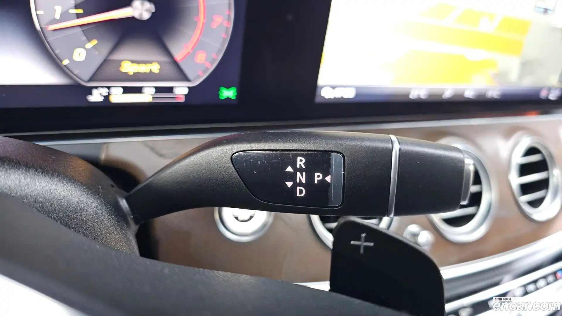 E-Class Mercedes-Benz 2018.9-INNER-009