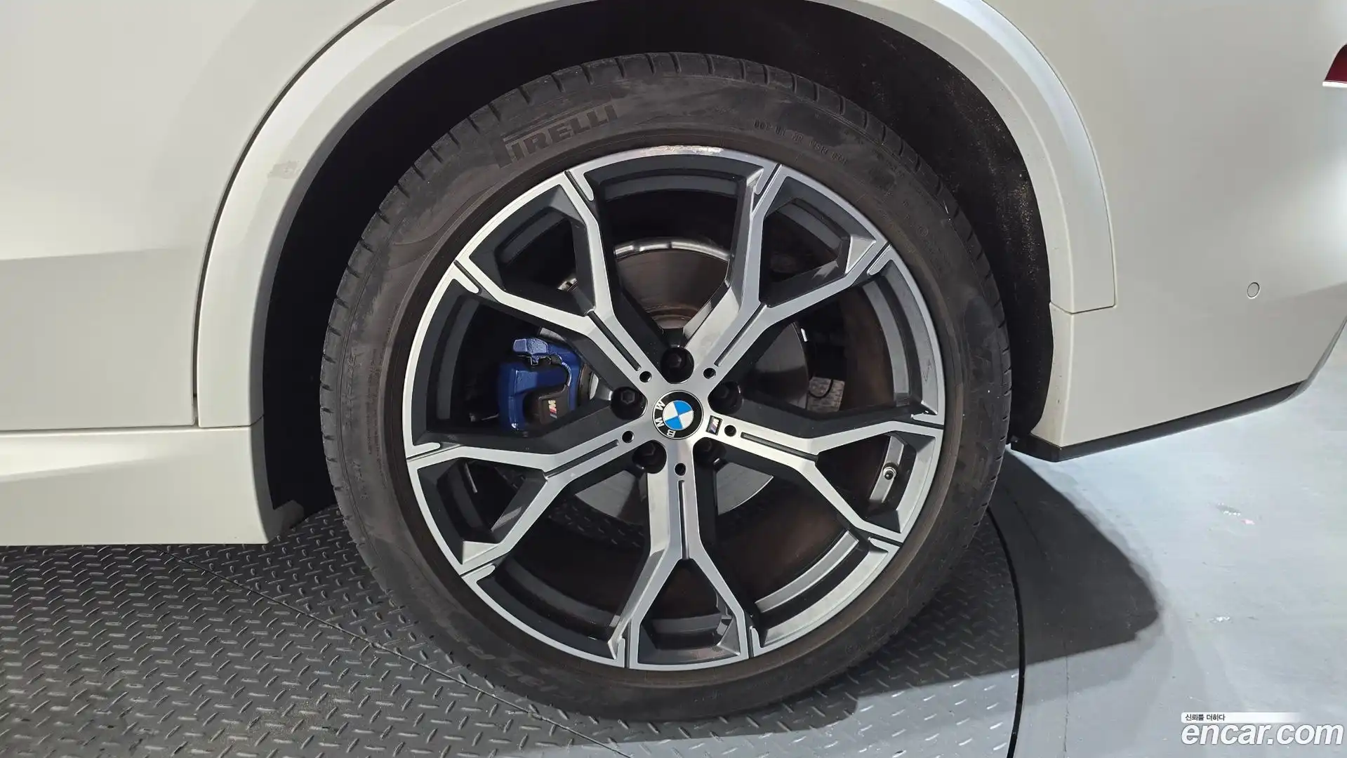 X5 BMW 2022.1-OUTER-031